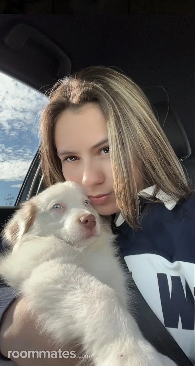 Profile photo 4 of 4