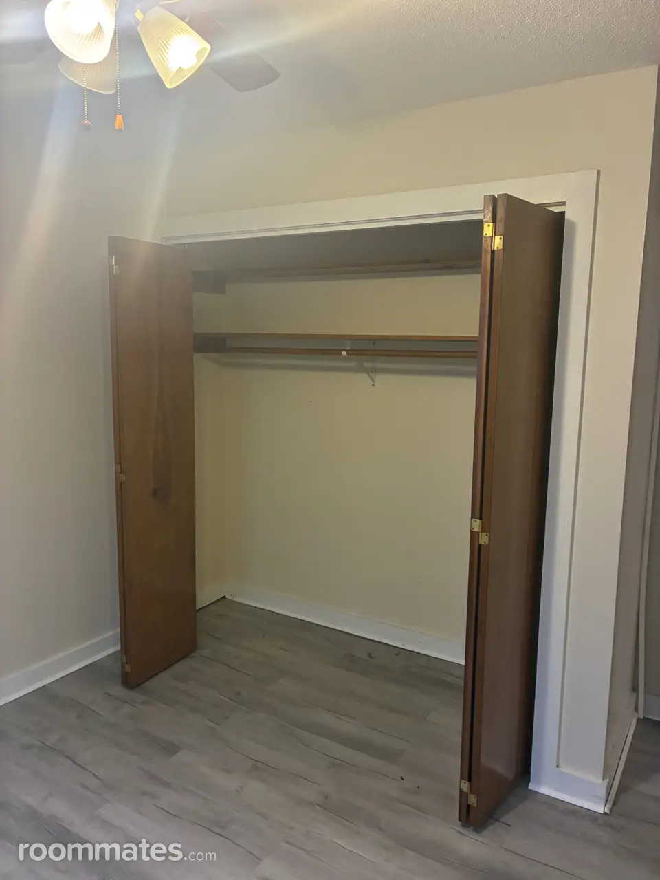 Profile photo 9 of 10