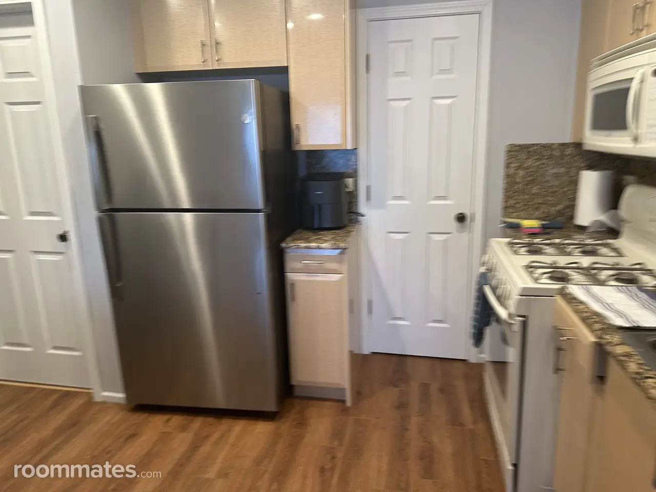 Profile photo 2 of 18