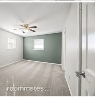 Room for rent in Springdale AR $1000, house