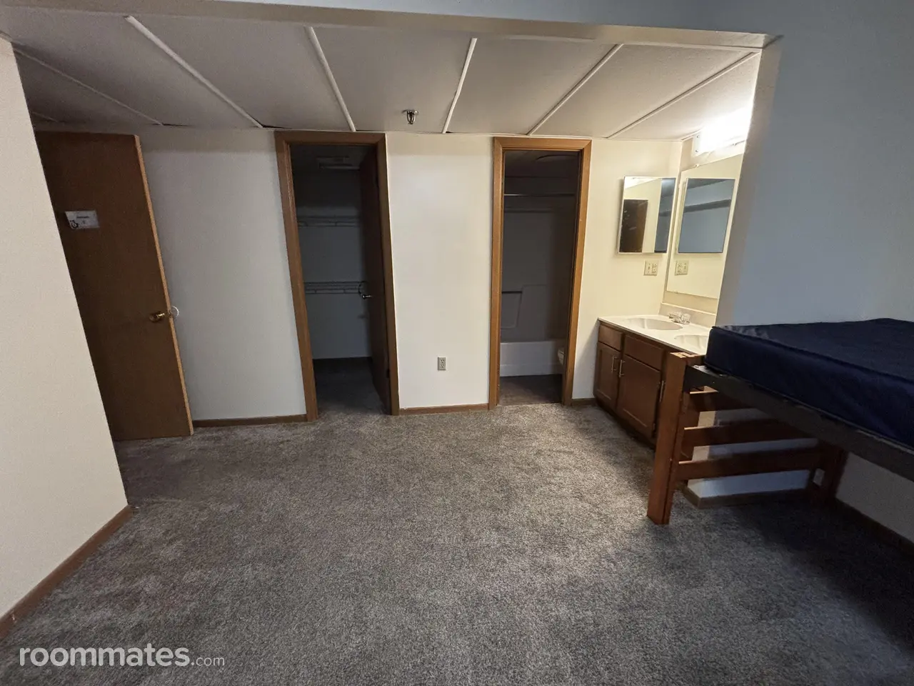 Profile photo 2 of 3