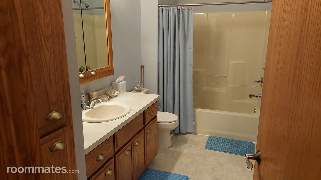 Profile photo 3 of 9