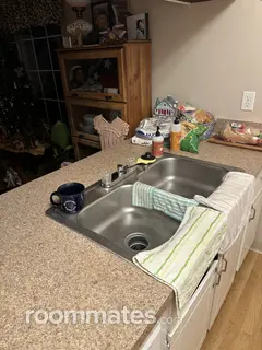 Room for rent in Columbus, OH $800, condo