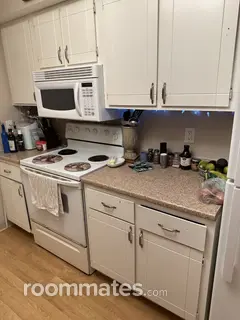 Room for rent in Columbus, OH $800, condo