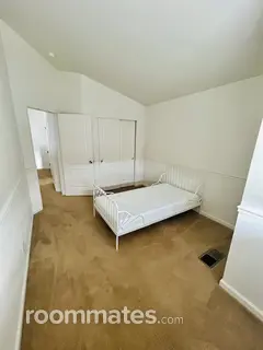 Room for rent in Sacramento, CA $750, house