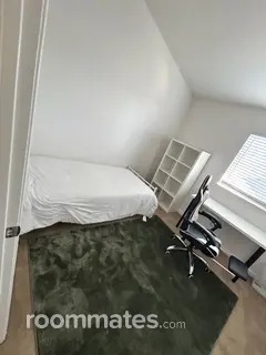 Room for rent in Sacramento, CA $750, house