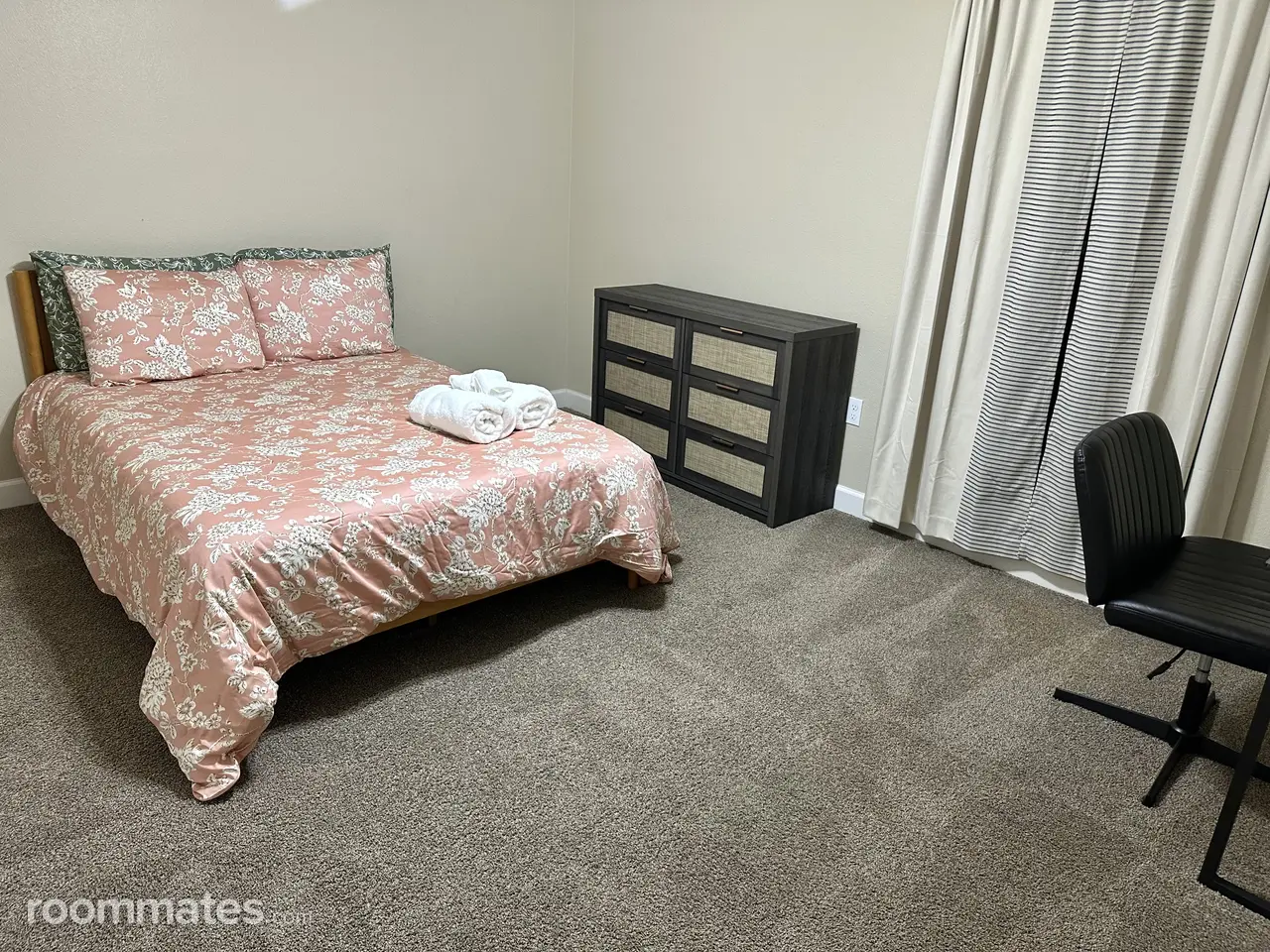 Profile photo 5 of 11