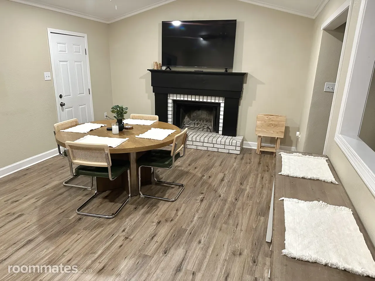 Profile photo 9 of 11