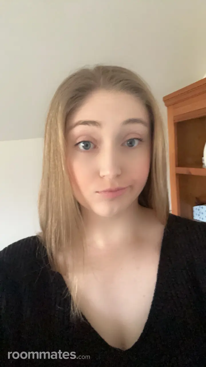 Profile photo 3 of 8