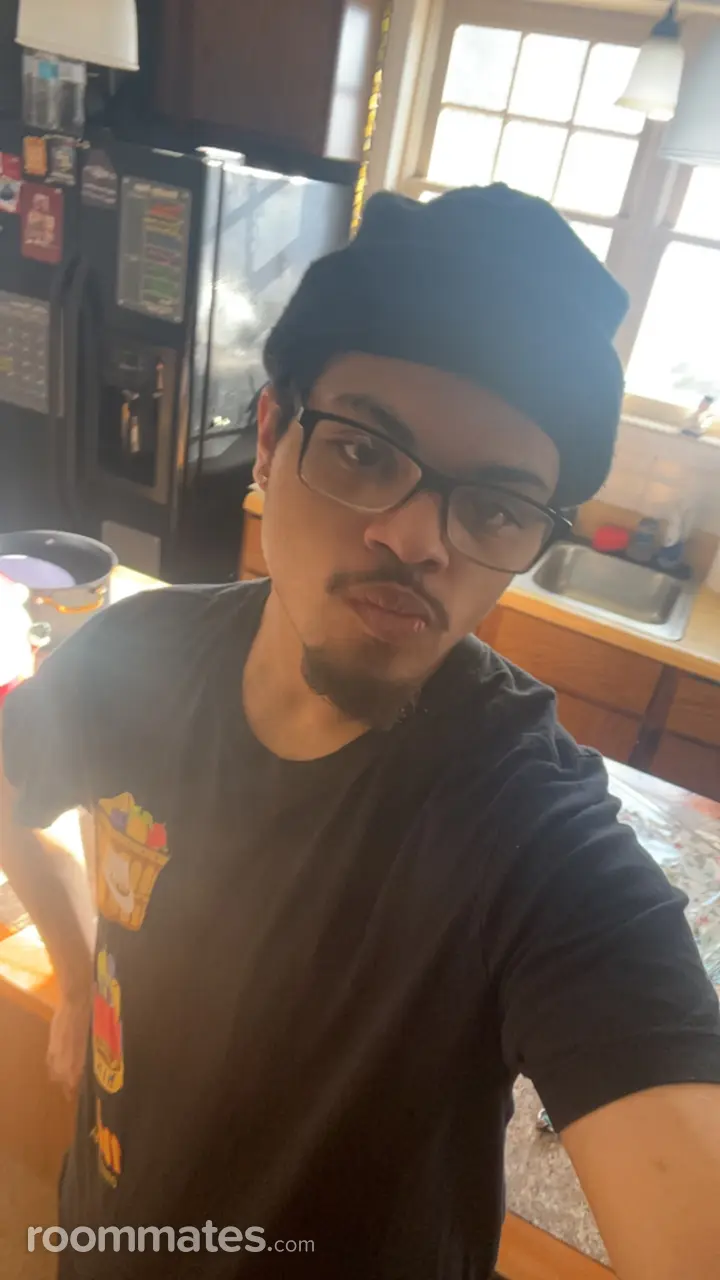 Profile photo 3 of 4