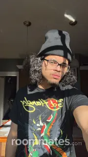 Roommate looking Enfield CT, $1200