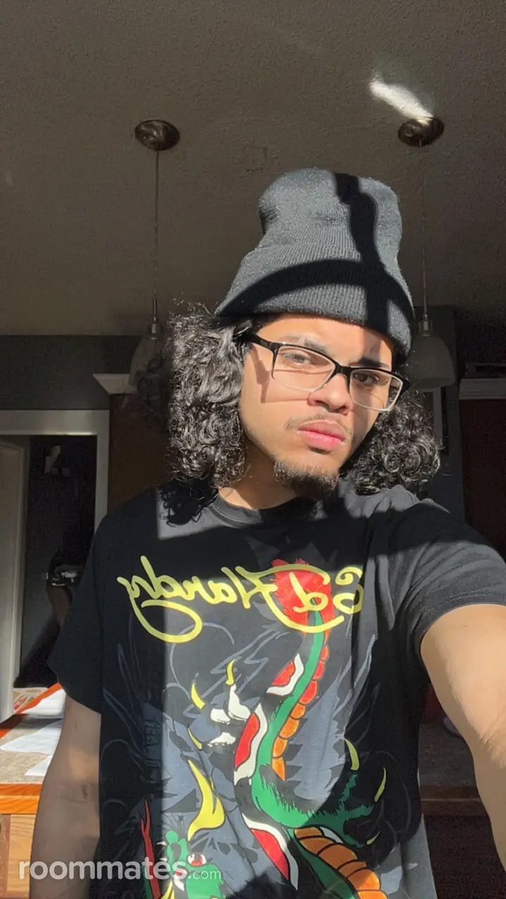 Profile photo 1 of 1