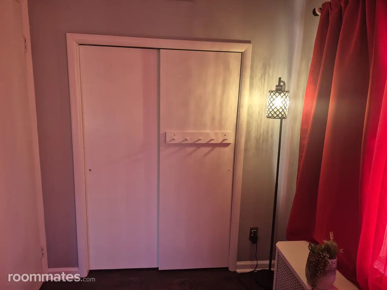 Profile photo 1 of 4