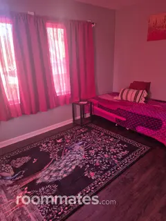 Room for rent in Trenton, NJ $1000, house