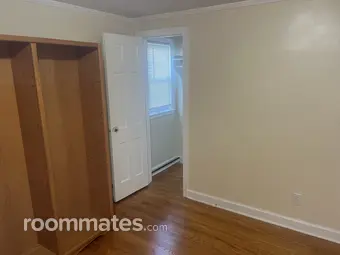 Room for rent in Hartford, CT $800, house