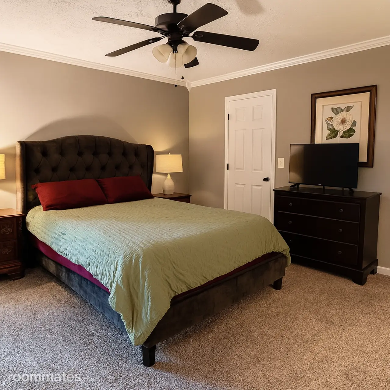 Profile photo 3 of 11