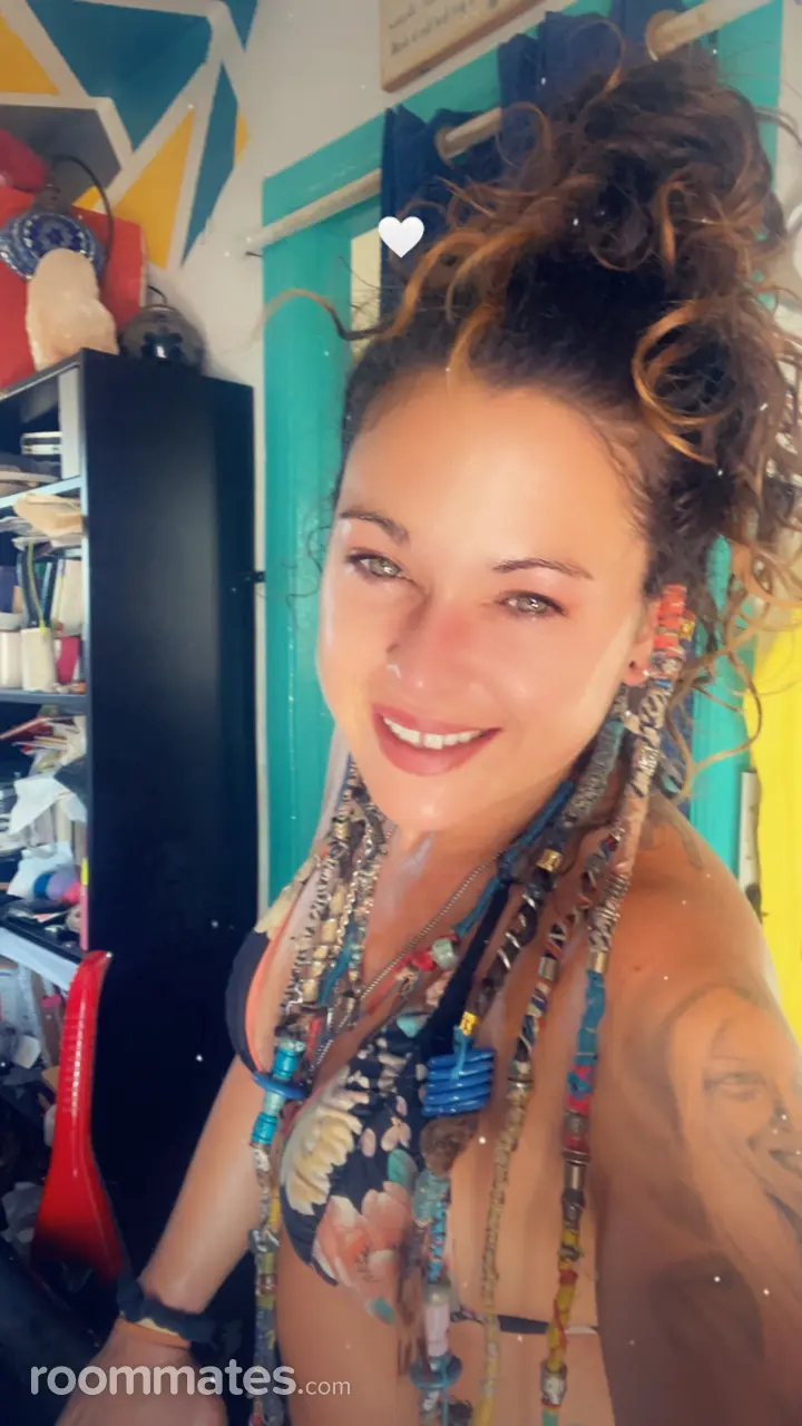 Profile photo 7 of 7