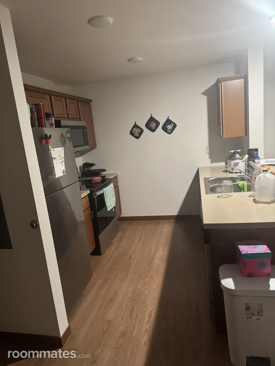 Profile photo 3 of 6