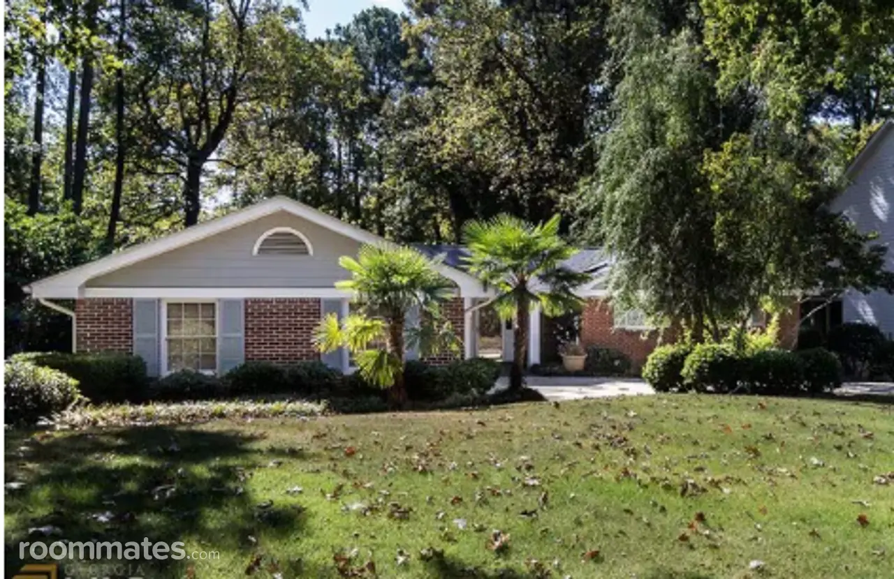 Profile photo 3 of 6