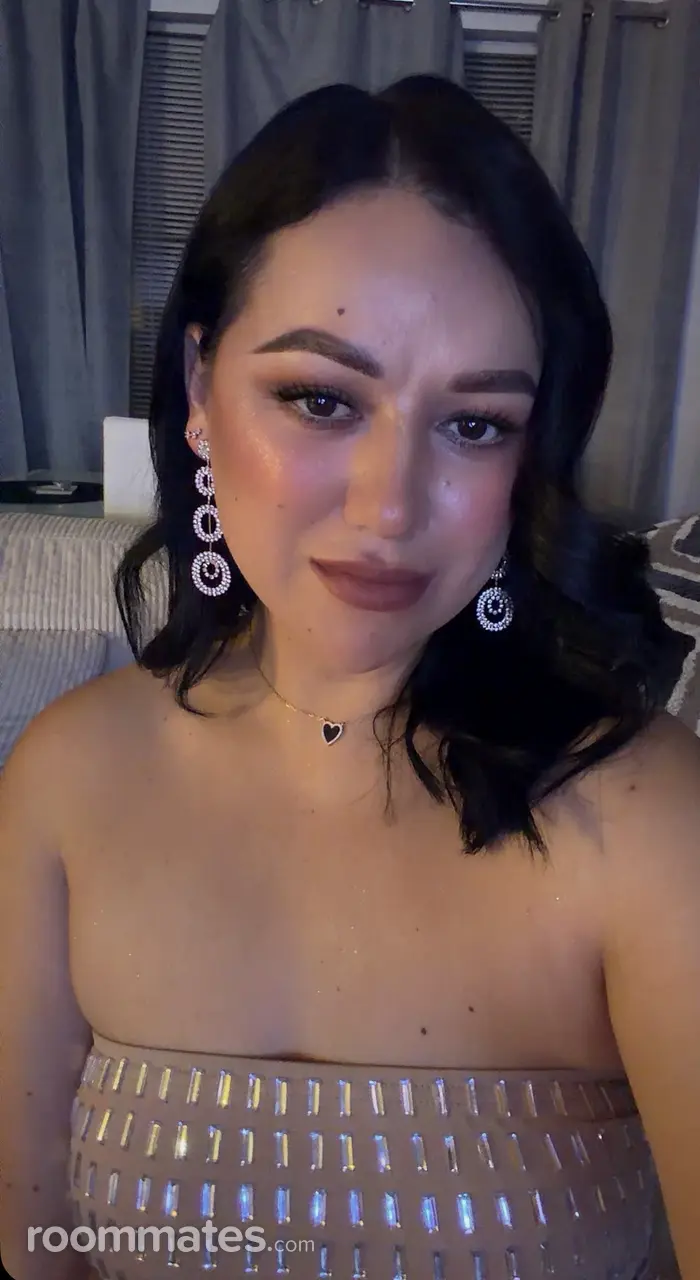 Profile photo 5 of 5