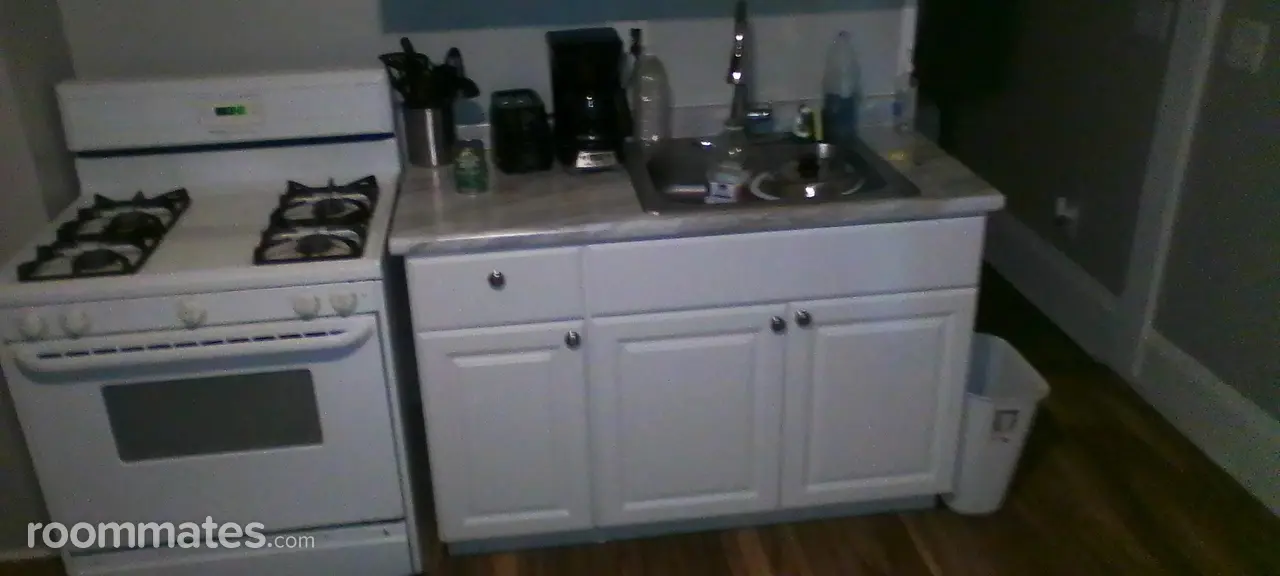 Profile photo 3 of 18