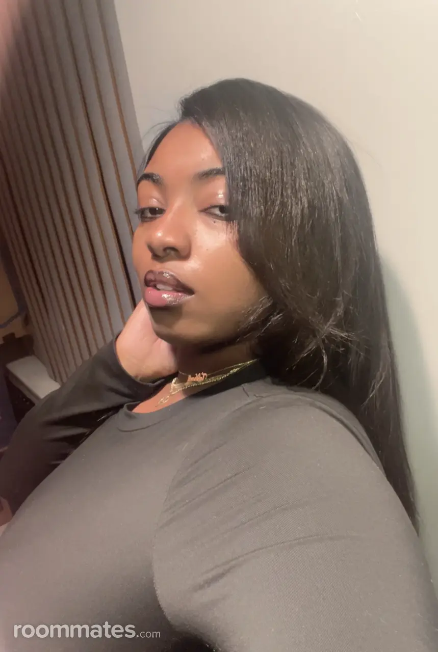 Profile photo 3 of 7