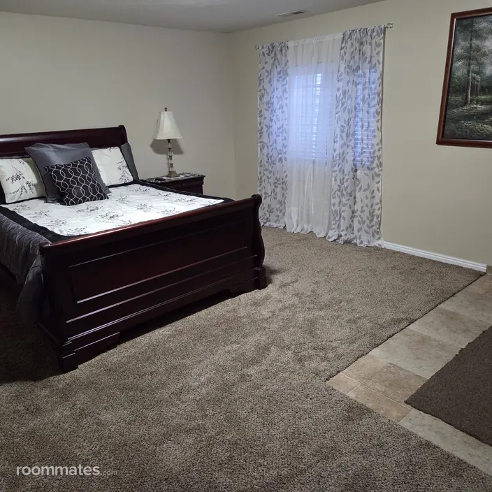 Room for rent in Lehi, UT $800, house