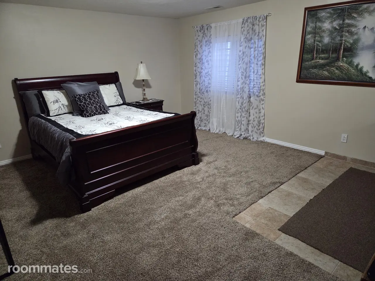 Profile photo 1 of 3