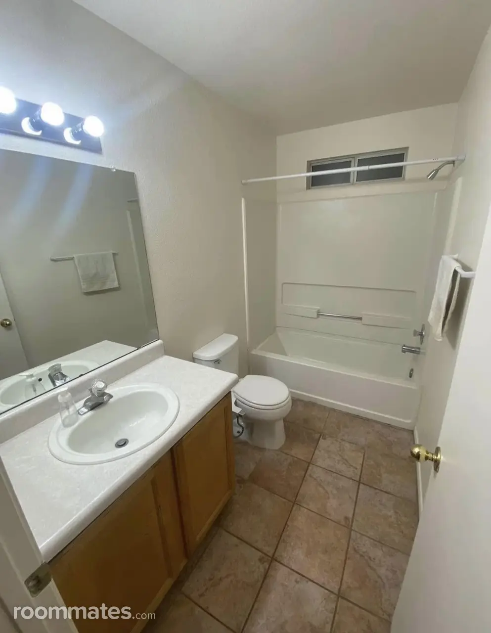 Profile photo 3 of 11