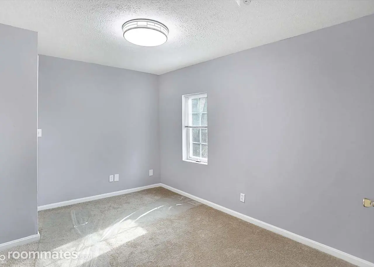 Profile photo 1 of 9