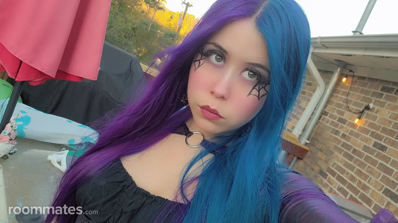 Profile photo 10 of 12