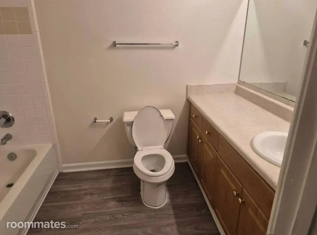 Profile photo 5 of 12