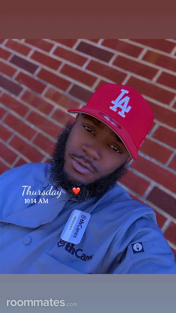 Profile photo 1 of 1