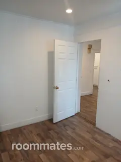 Room for rent in Torrington, CT $800, house