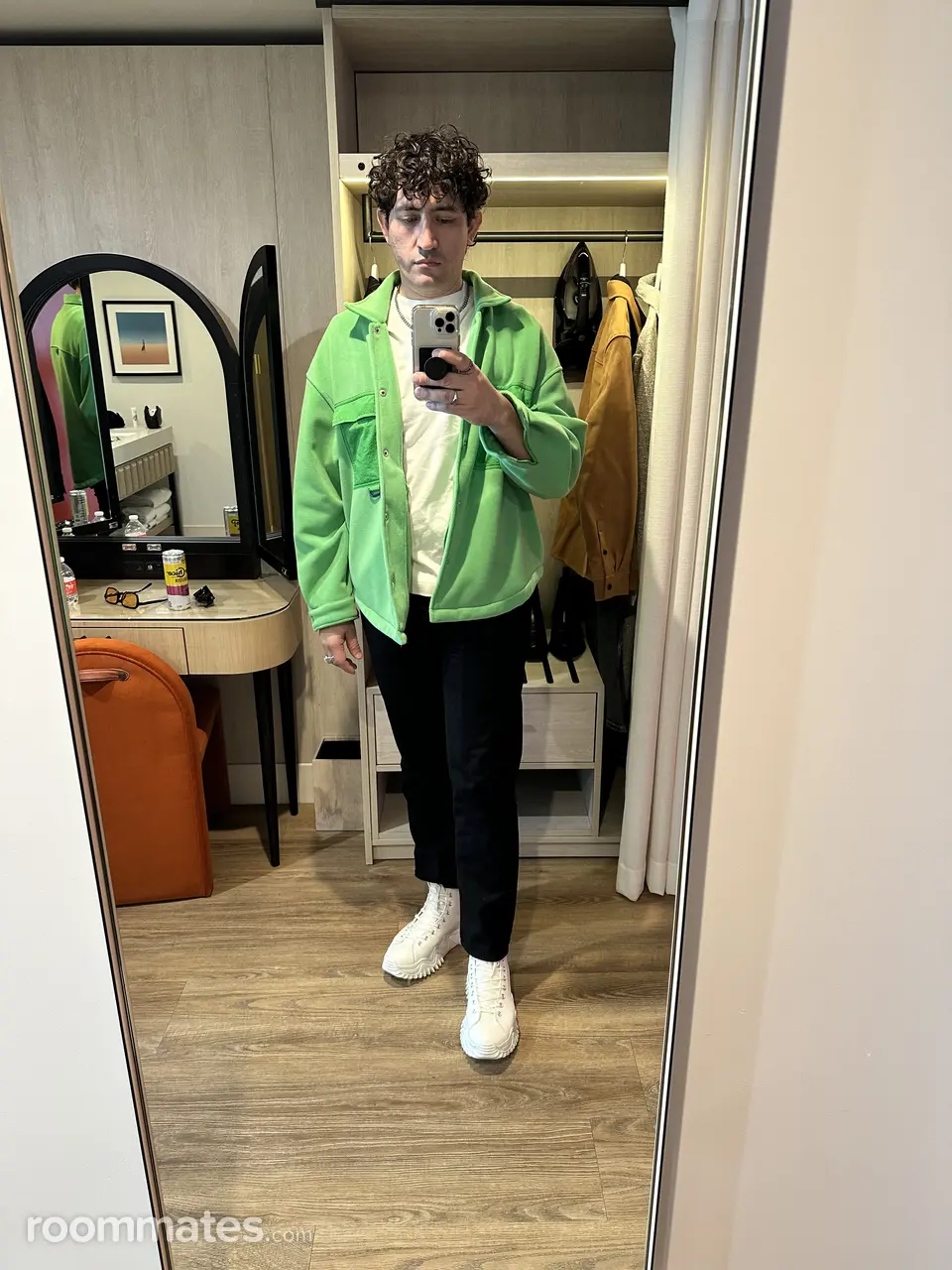 Profile photo 1 of 3