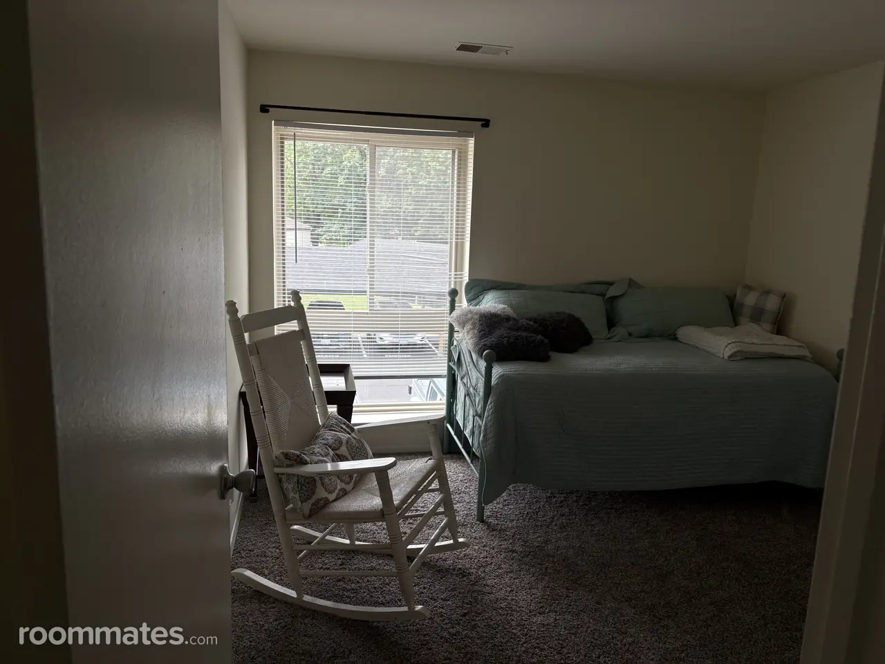 Profile photo 4 of 7