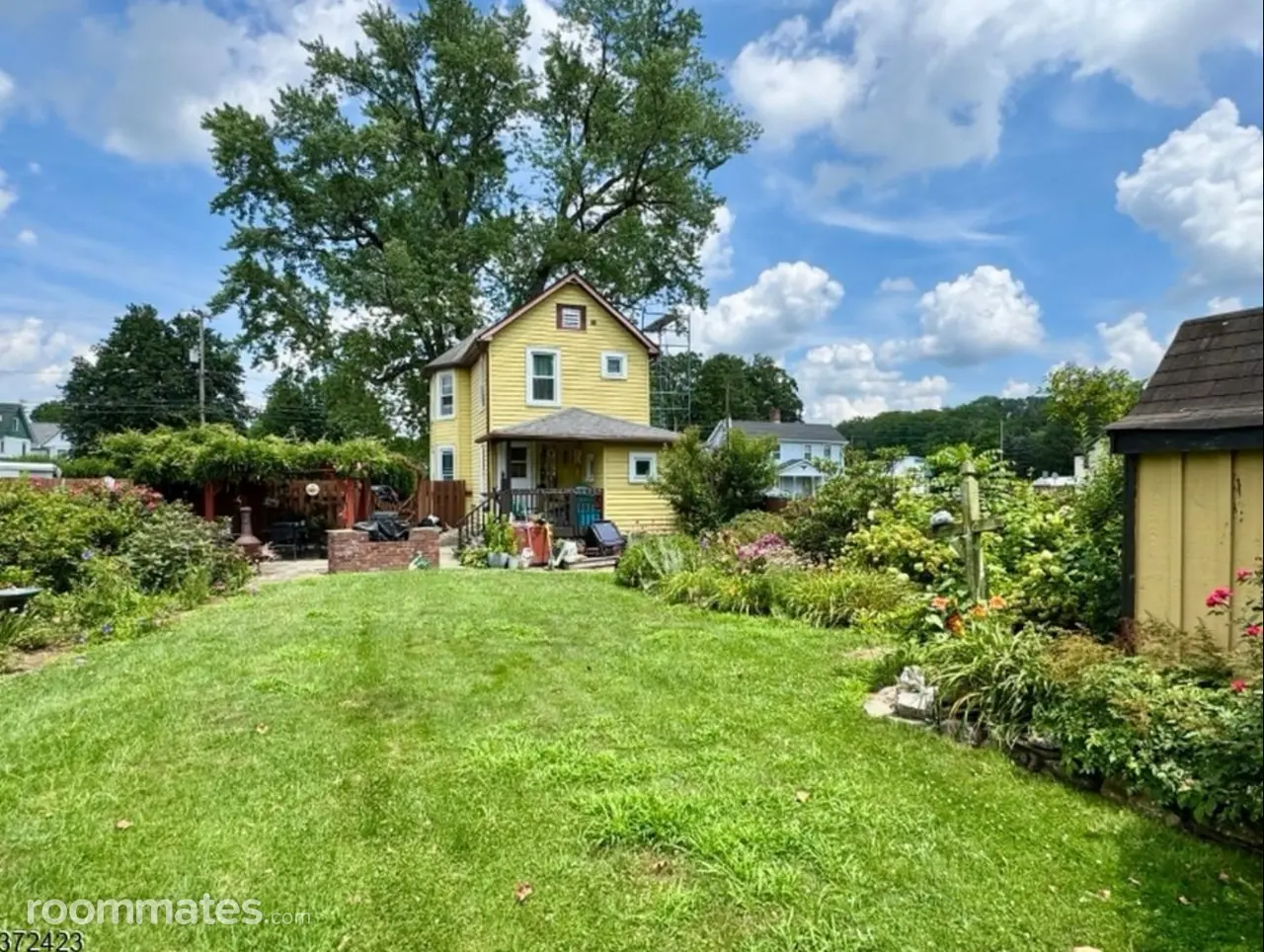 Profile photo 3 of 10