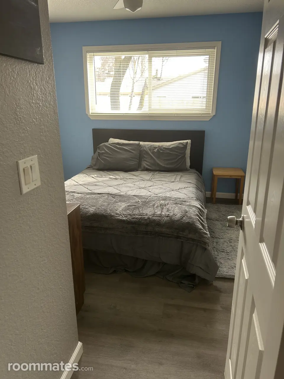 Profile photo 3 of 10