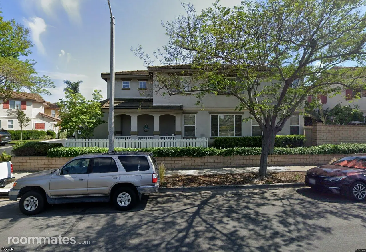 Profile photo 1 of 2