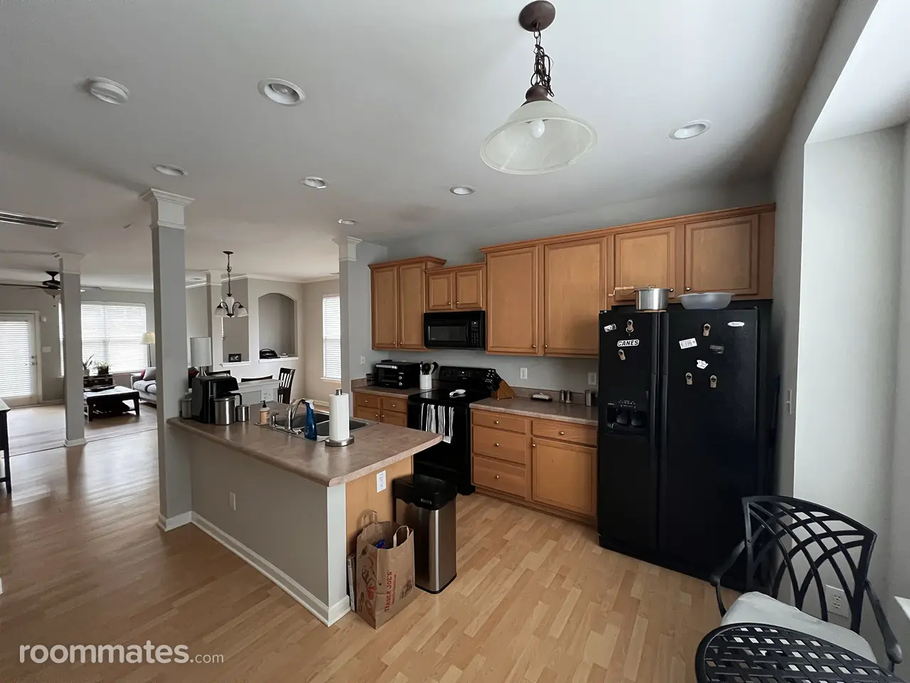 Profile photo 3 of 10