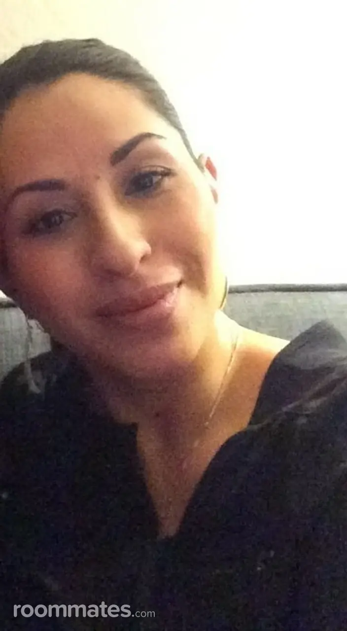 Profile photo 6 of 6