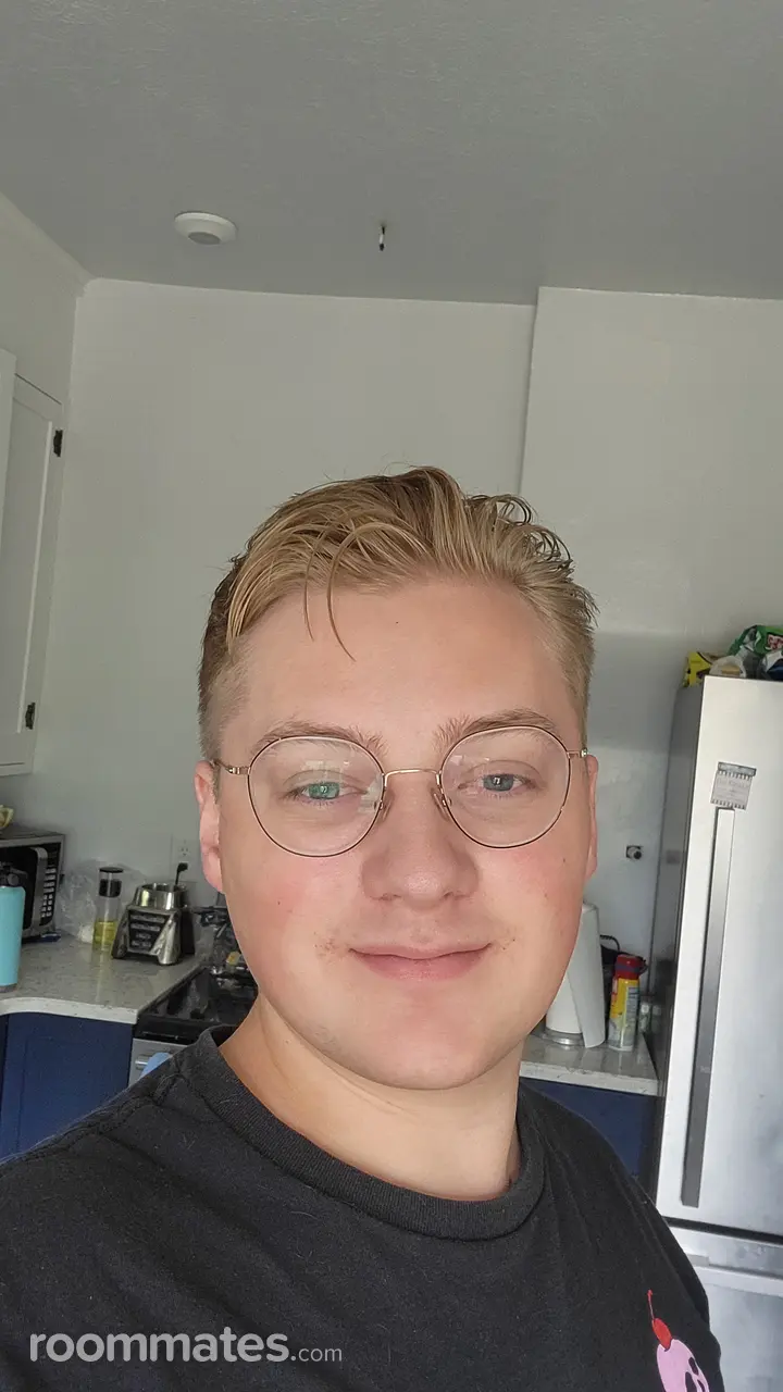 Profile photo 1 of 1