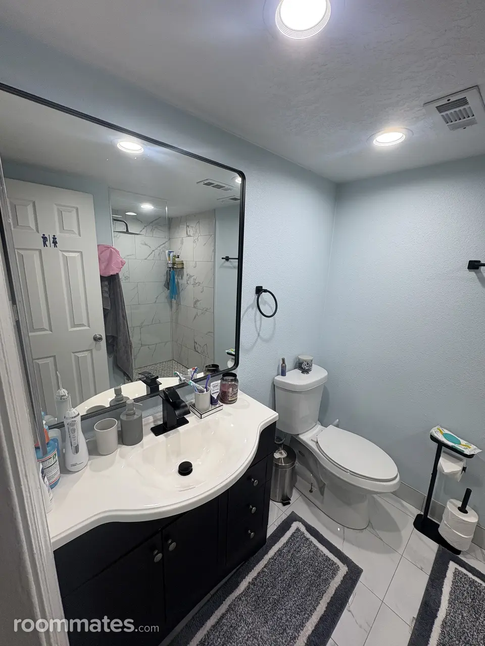 Profile photo 4 of 7