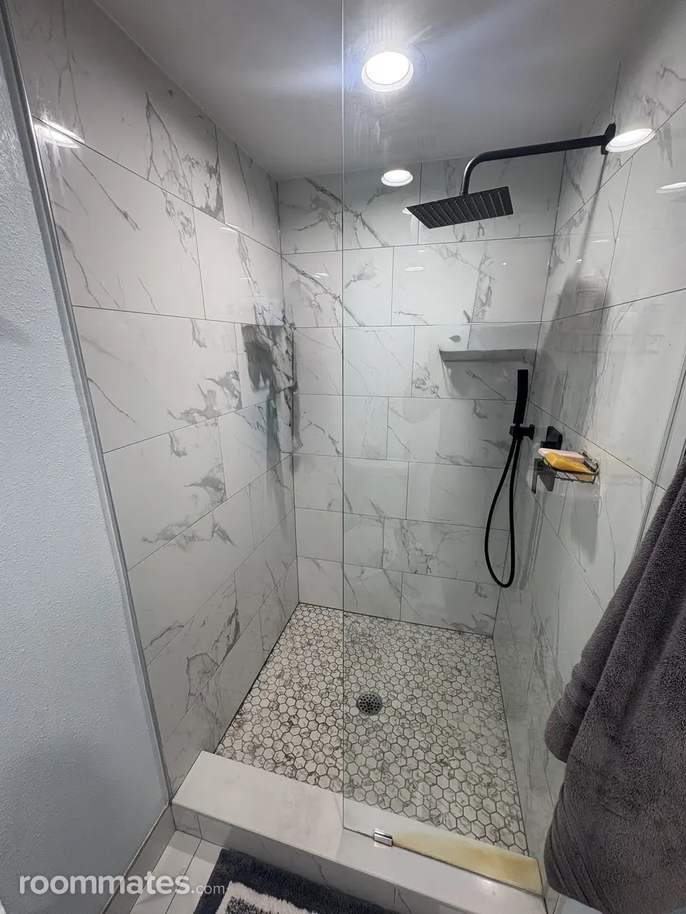 Profile photo 6 of 7