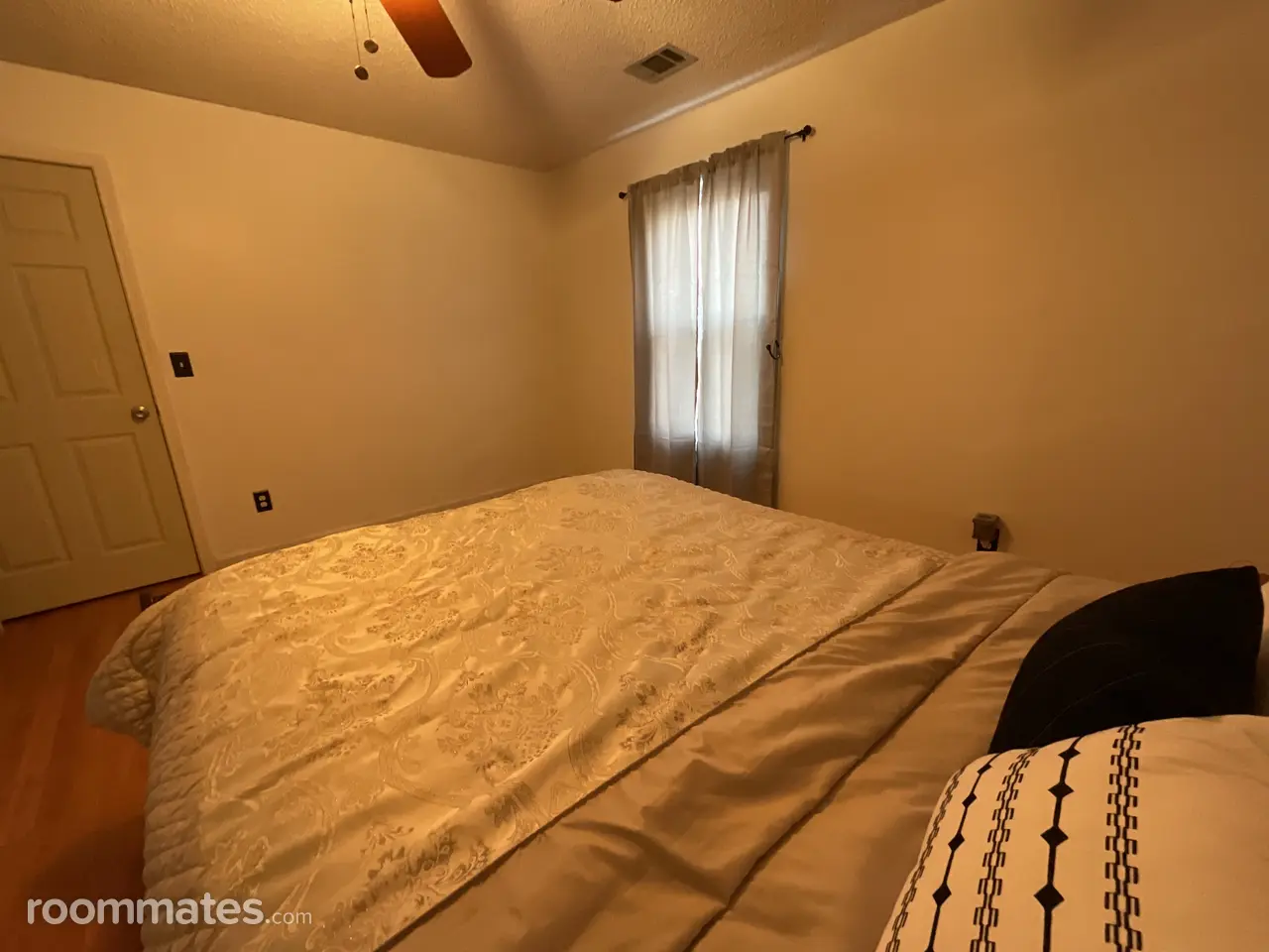 Profile photo 6 of 11