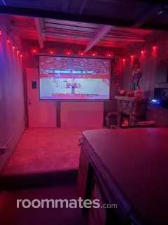 Room for rent in Bennington, NE $650, house