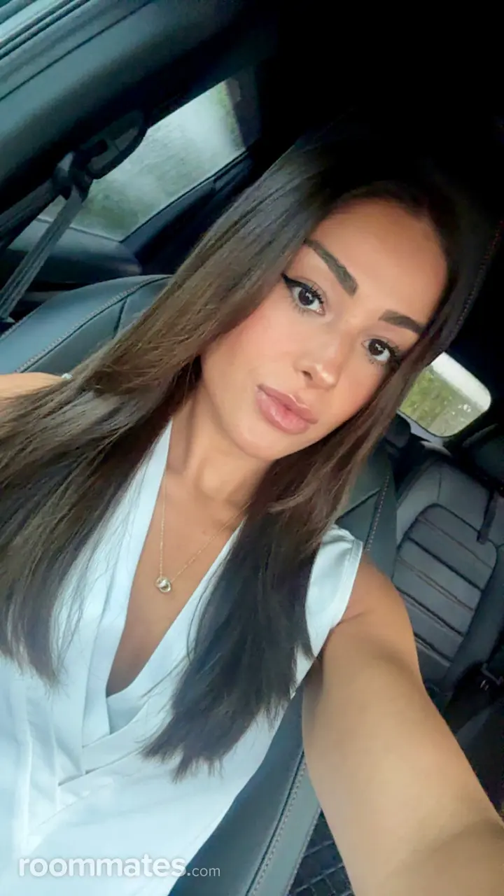 Profile photo 8 of 9