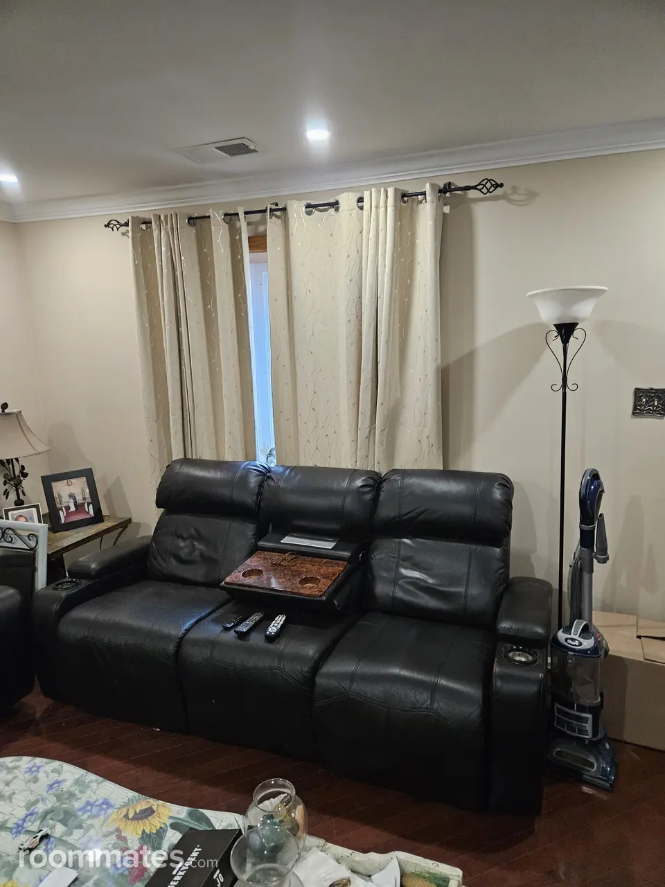 Profile photo 5 of 11