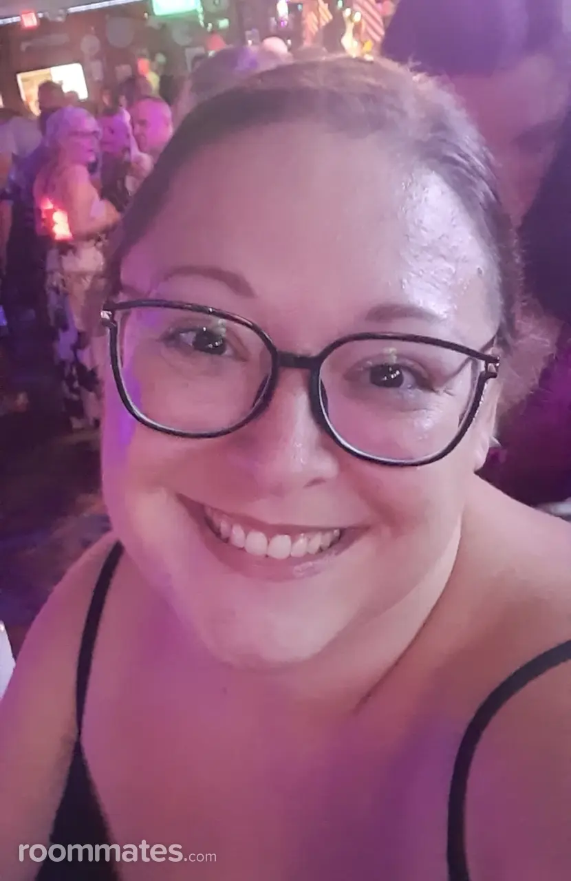 Profile photo 10 of 10