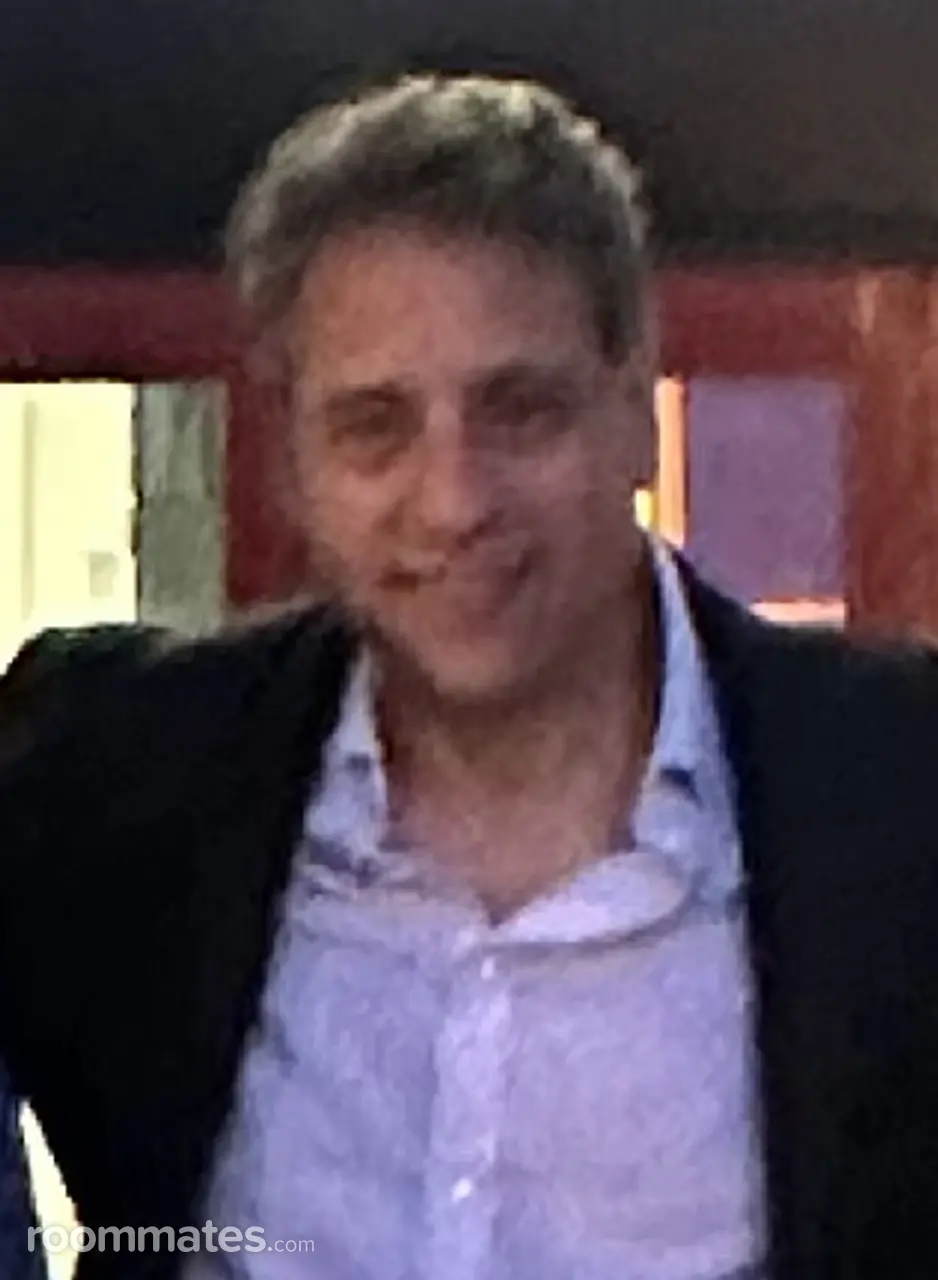 Profile photo 11 of 11